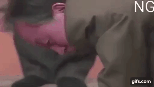 158324202666120.gif