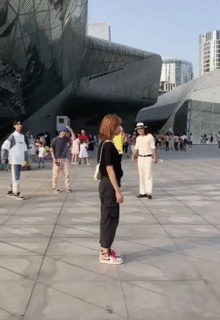 159009332724039.gif