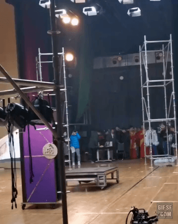 159083512195088.gif