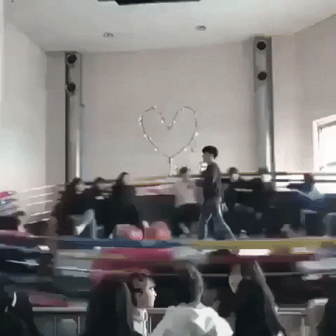 159223081752506.gif