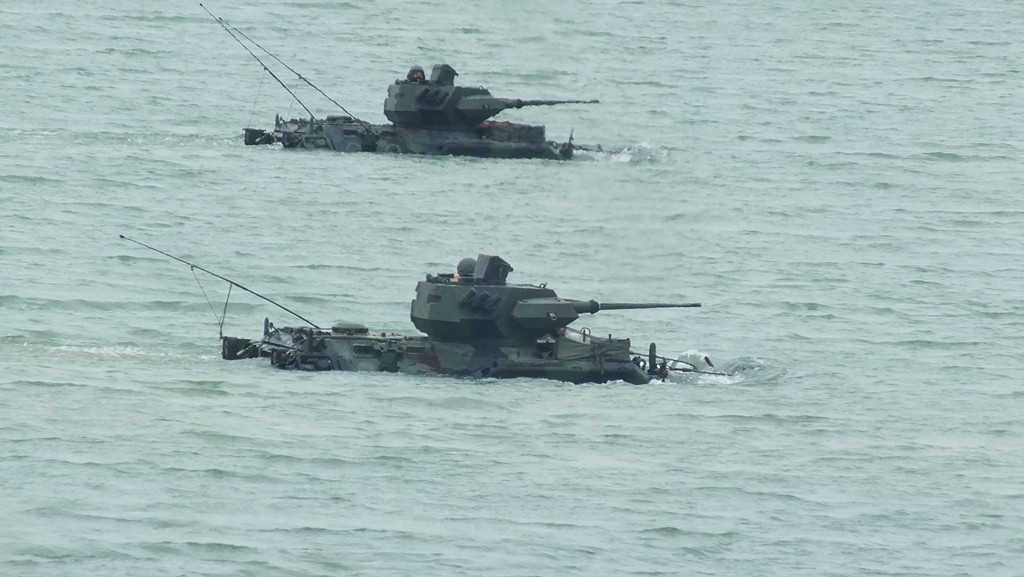 142138969355445.jpg