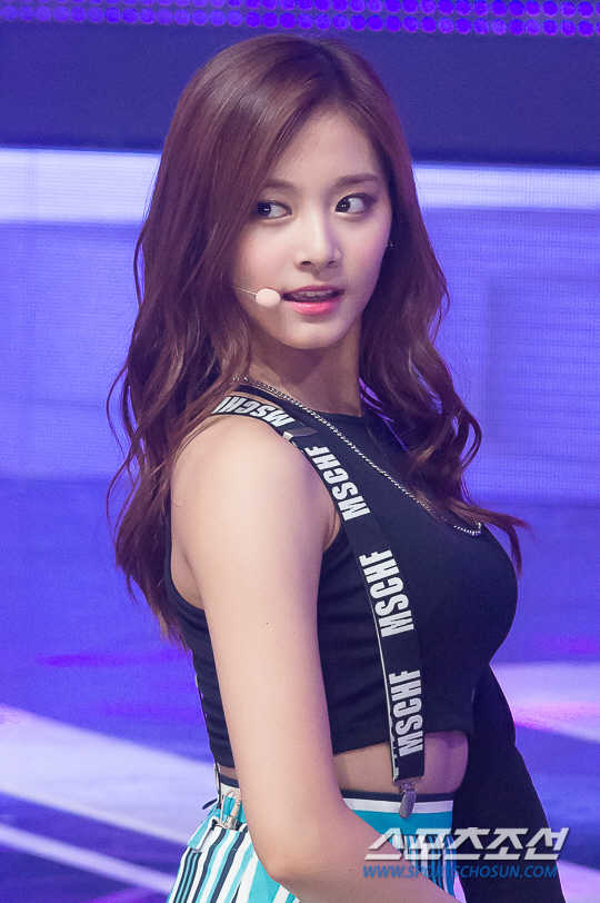 145726644972068.jpg