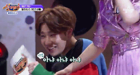 149101493767808.gif
