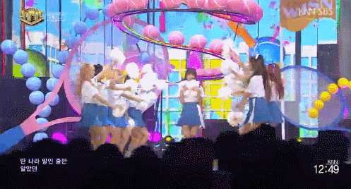 149715912864610.gif