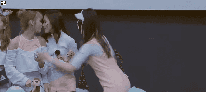 149908221222507.gif
