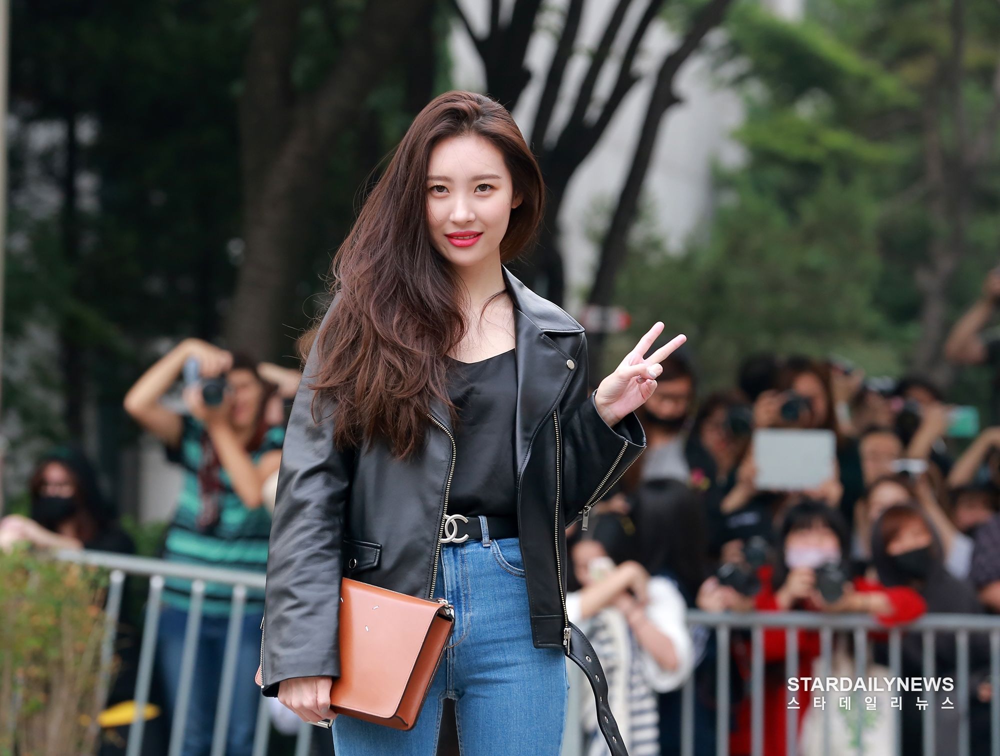 150560163841613.jpg