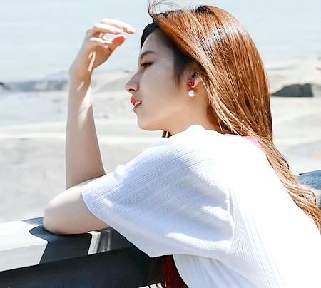 150668071231239.gif