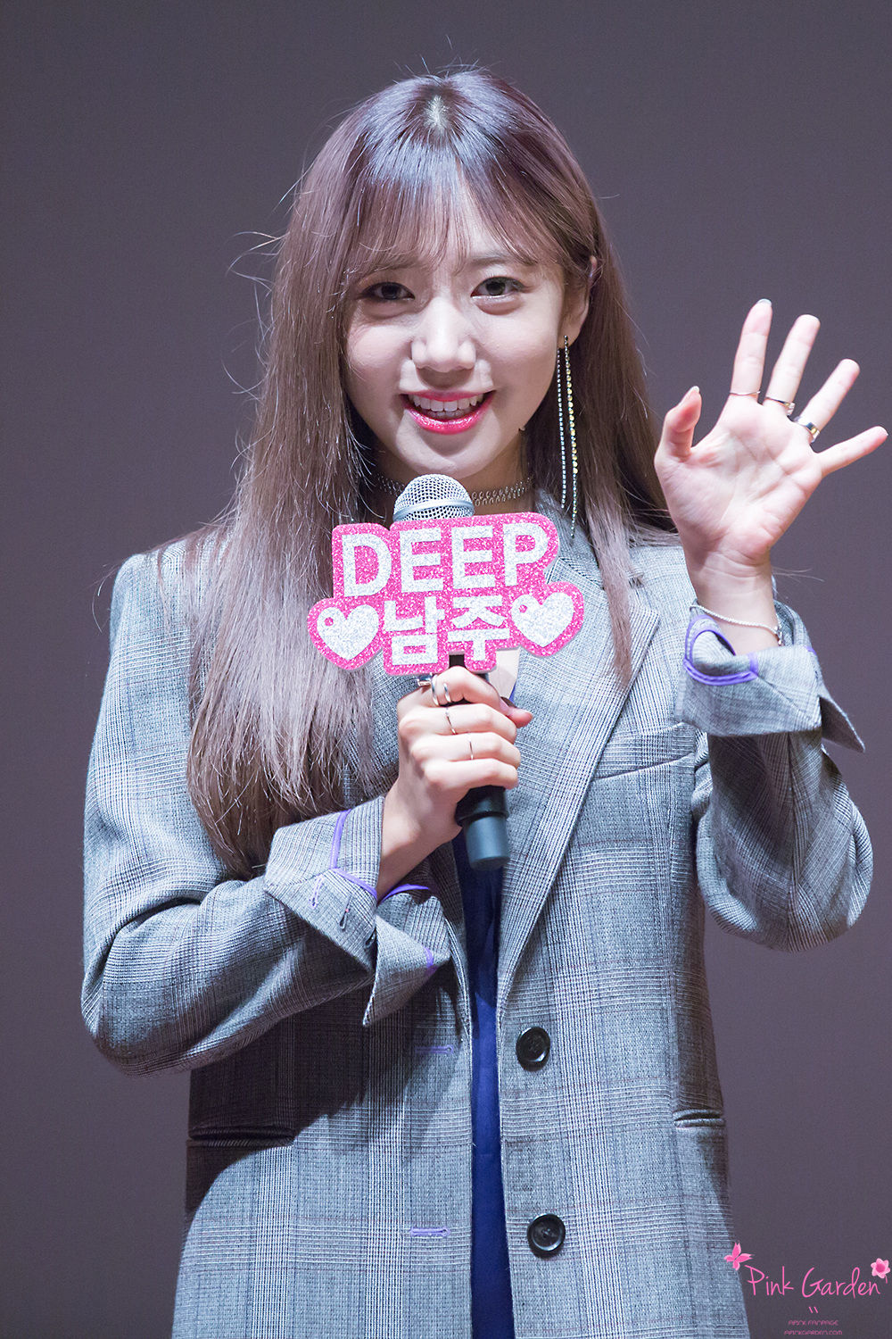 150676328437802.jpg