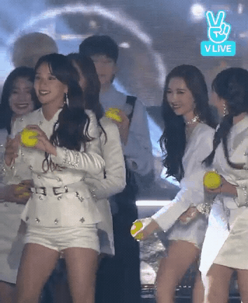 150695576338209.gif
