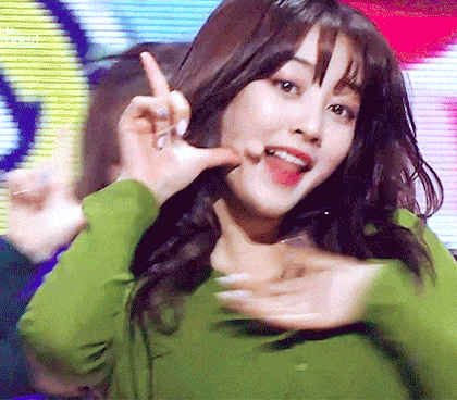 151222515463067.gif