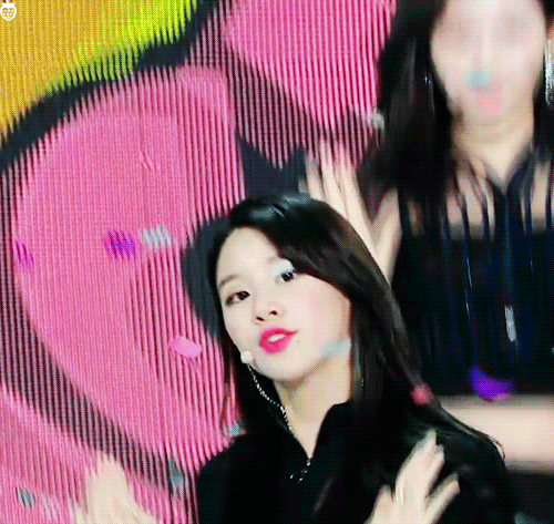 151222516451256.gif