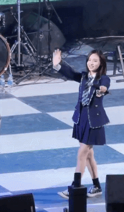 152637287741789.gif