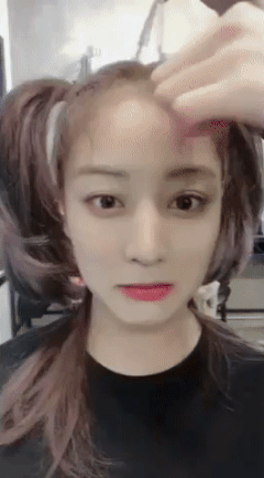152677484281013.gif