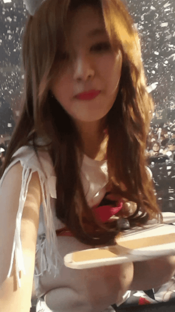 152808543051393.gif