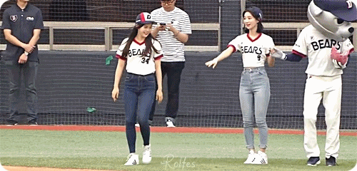 153117836676152.gif