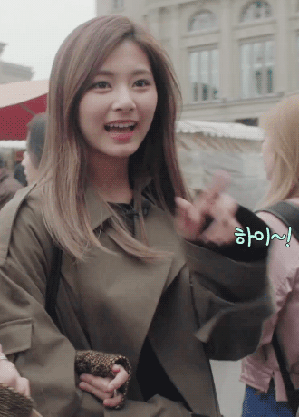 153290829729047.gif
