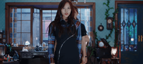 154103572555926.gif