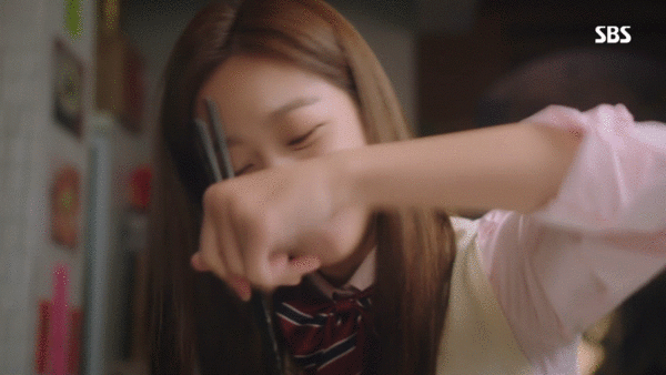 154467269689657.gif
