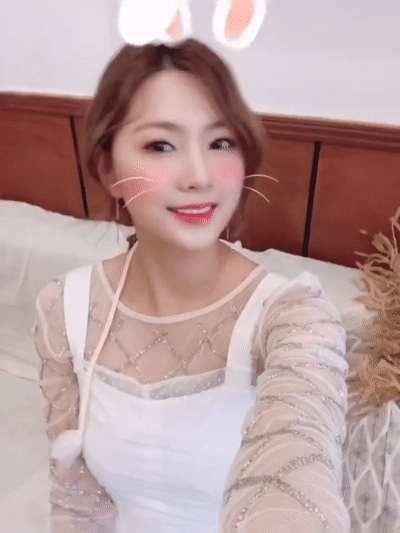 154854590857930.gif