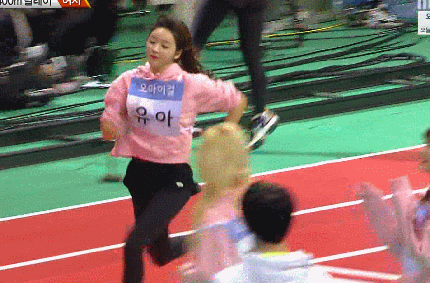 154865958654835.GIF