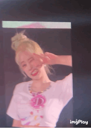155406943770840.gif