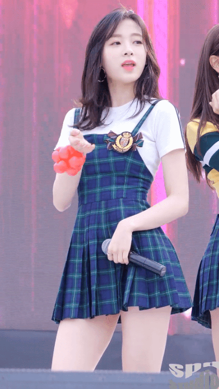 155832101042178.gif