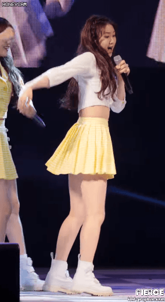 155832115775989.gif