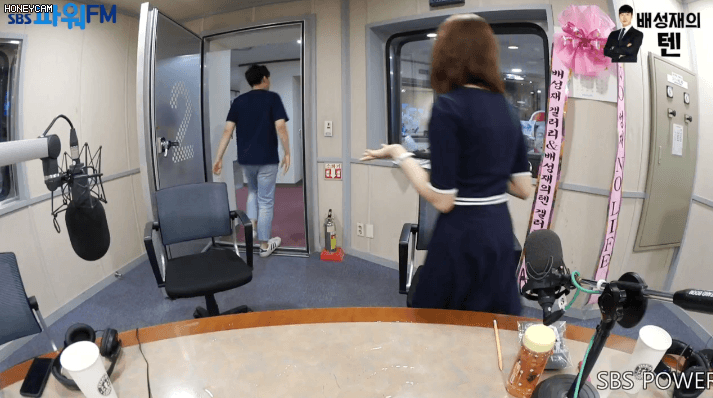 155842676698423.gif