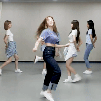 155977989641762.gif