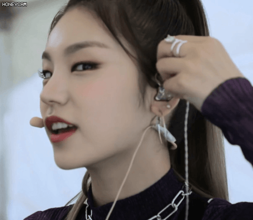 156332047253958.gif