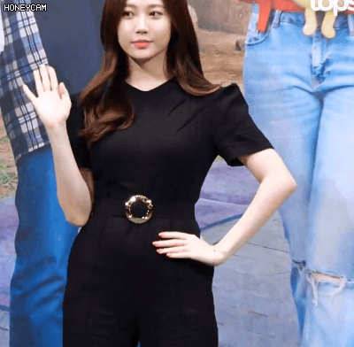 156332098937440.gif