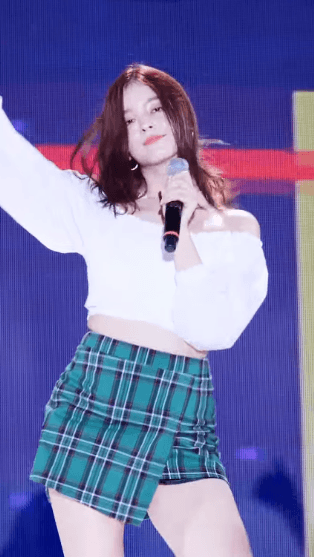 156929185633353.gif