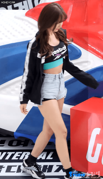 156929854763973.gif