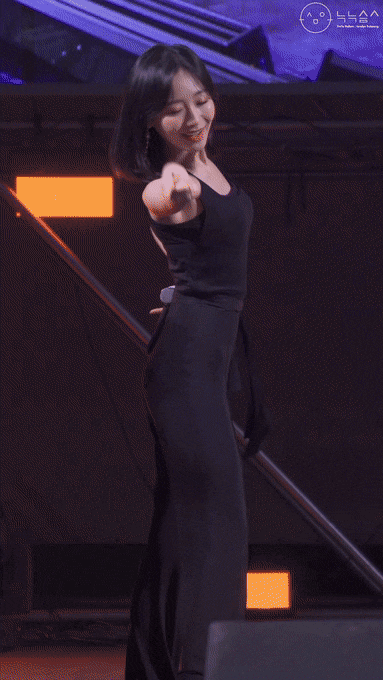 156946442441762.gif