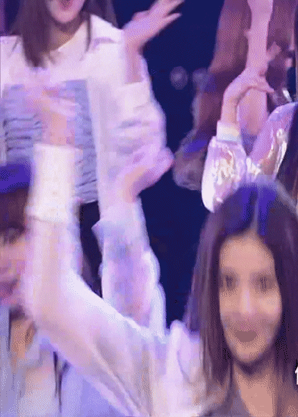 156968377754550.gif