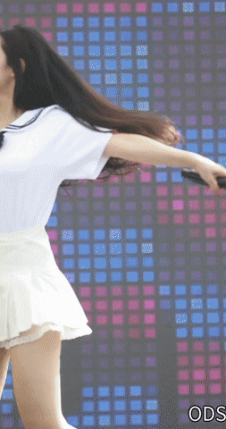 157028950740955.gif
