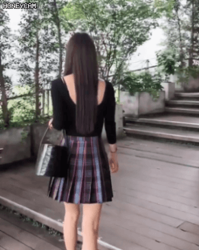 157197871699760.gif