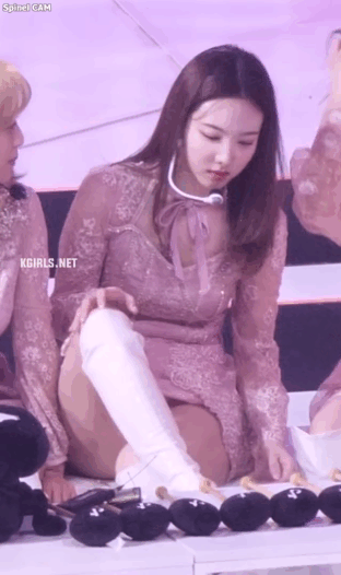157949477443725.gif