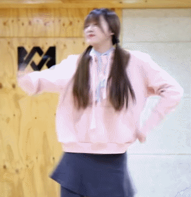 158003178437460.gif
