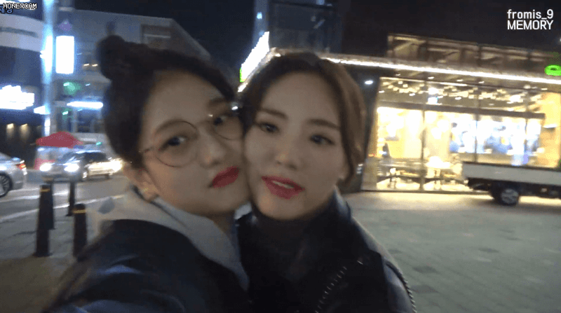 158293261458548.gif