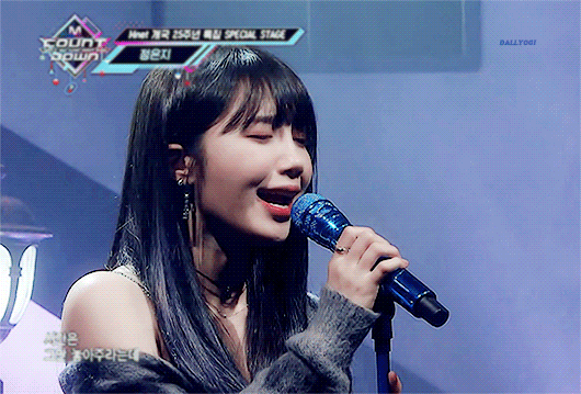 158466434050780.gif