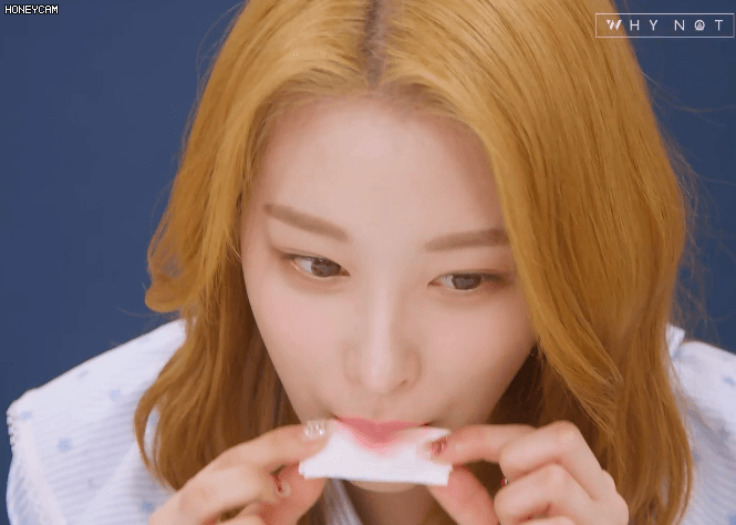 158483740932319.gif