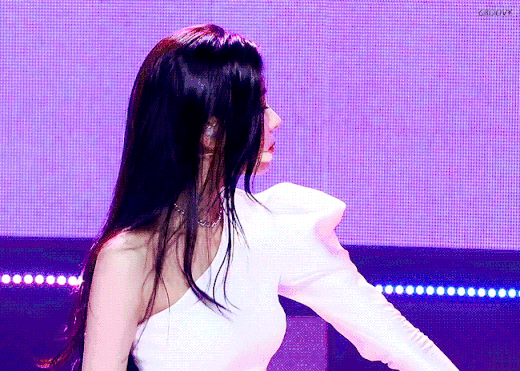 158486097668861.gif