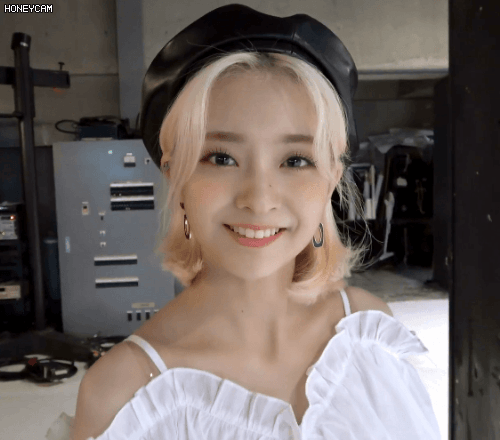 158493715670977.gif