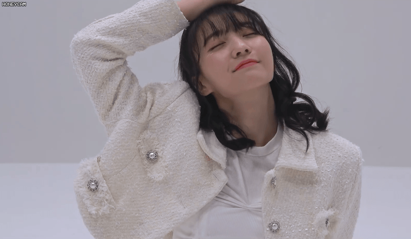 158975824147804.gif