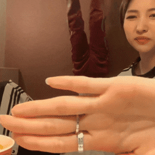 159211981267774.gif