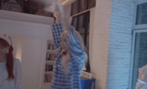 159214625291940.gif