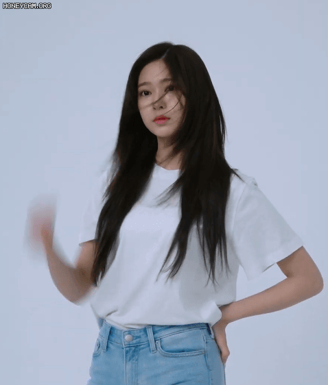 159217772374385.gif
