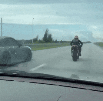 aa8093354bc072c30fe9510bfb5653ea_879932.gif