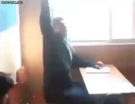 92ef4f0a5e69514ad9eceab072b297f7_490538.gif